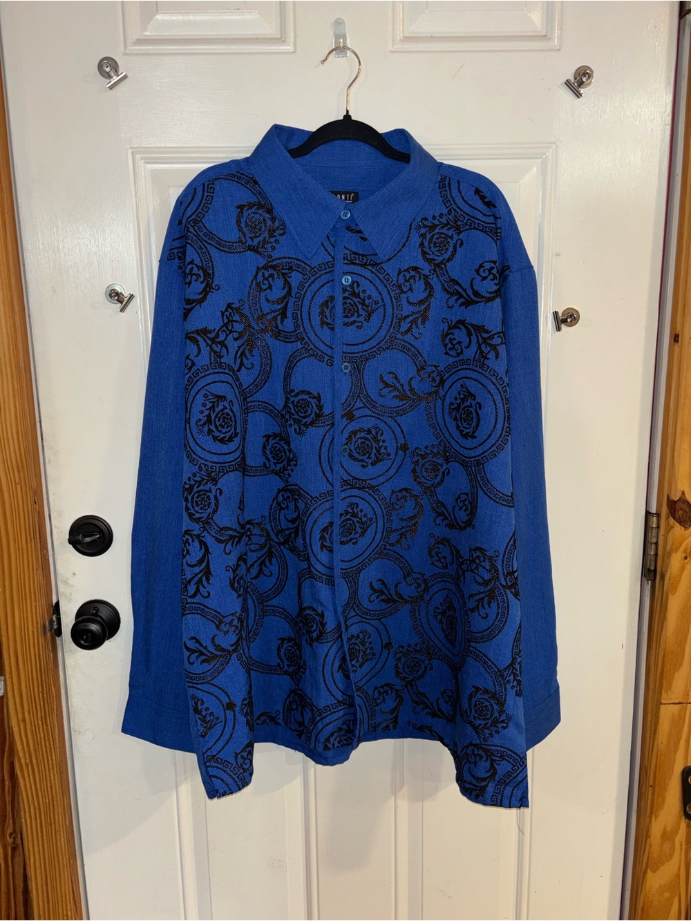 Men's Blue Long-Sleeve Button-Up Shirt with Black Medallion Print